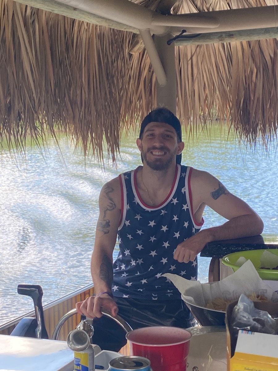 Tiki Drifters guests on the Erie Canal